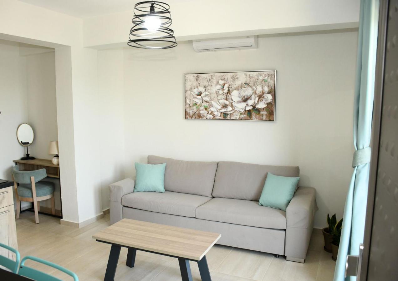 Theano Luxury Suites Nikiti 外观 照片
