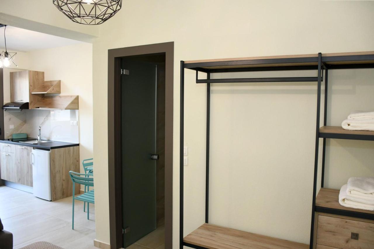 Theano Luxury Suites Nikiti 外观 照片