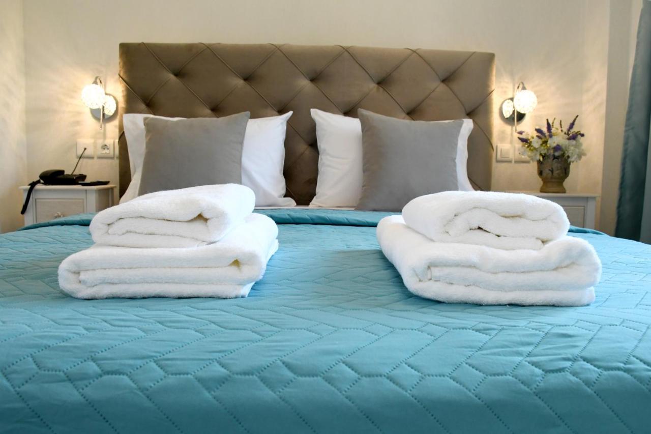 Theano Luxury Suites Nikiti 外观 照片